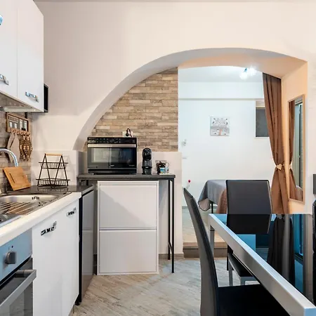 Al Vico Dante Holiday home Loceri