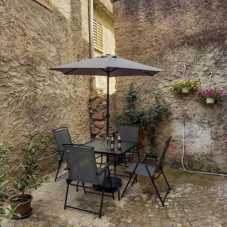 Holiday home Al Vico Dante